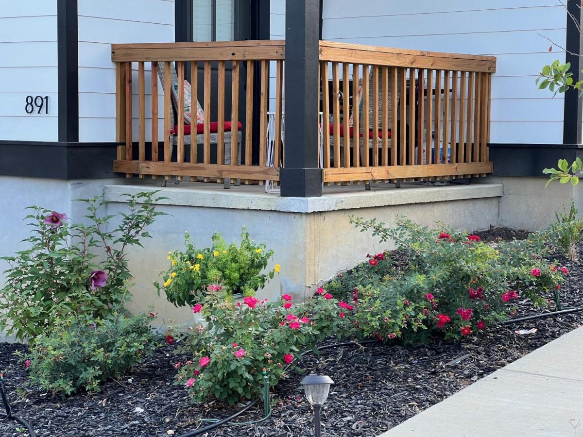 New Centennial Park Luxury Smart Home W Courtyard Феєтвіль Екстер'єр фото